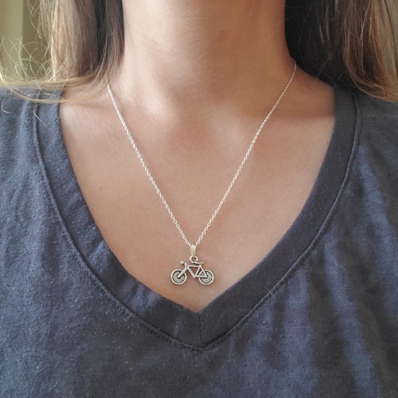 New Silver Bicycle Necklace - Picture 3 of 5